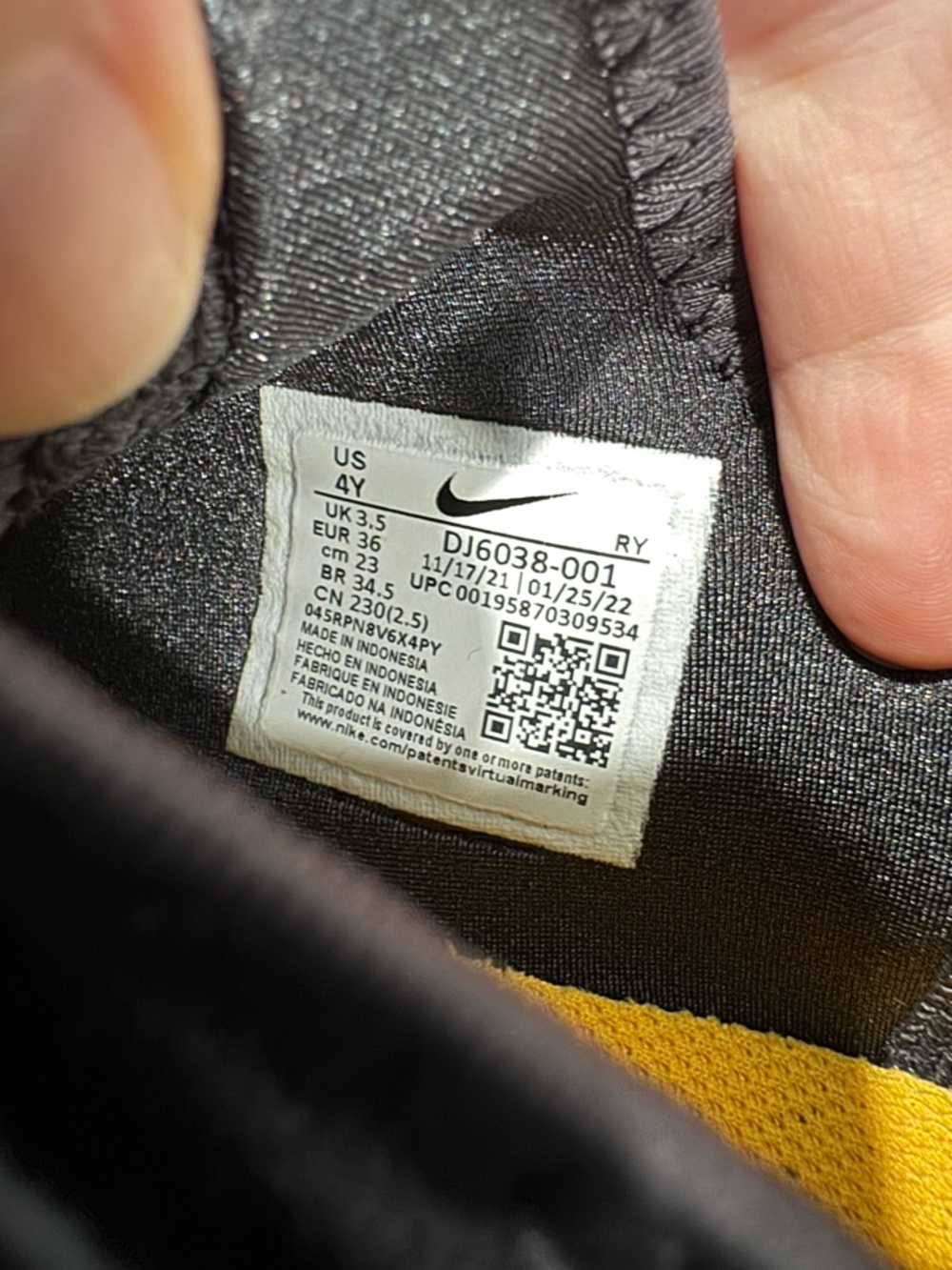 NIB Nike Black Slip-On Athletic Sneakers - Picture 5 of 5